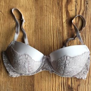 Victoria’s Secret bra 36D